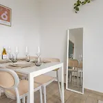 Schoenes Mit Parkplatz & 24h Checkin 2 Апартаменты