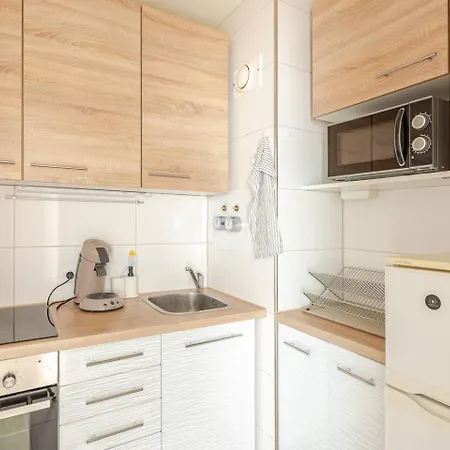 Schoenes Mit Parkplatz & 24h Checkin 2 * Cologne