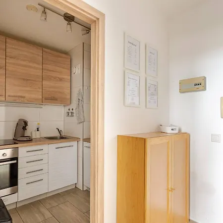 Schoenes Mit Parkplatz & 24h Checkin 2