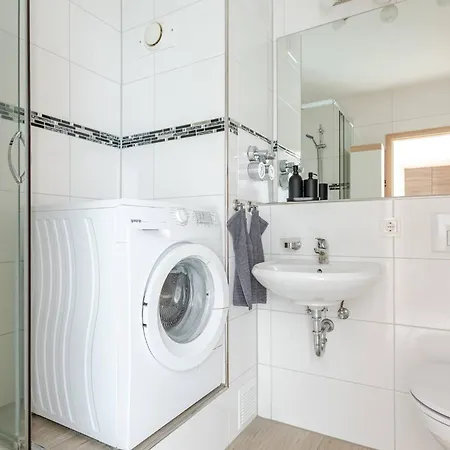 Apartamento Schoenes Mit Parkplatz & 24h Checkin 2