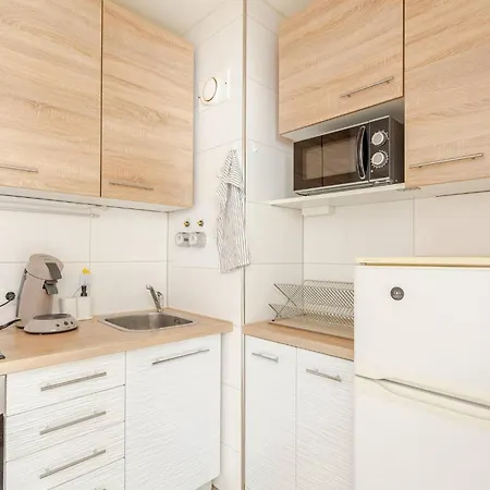 Apartamento Schoenes Mit Parkplatz & 24h Checkin 2