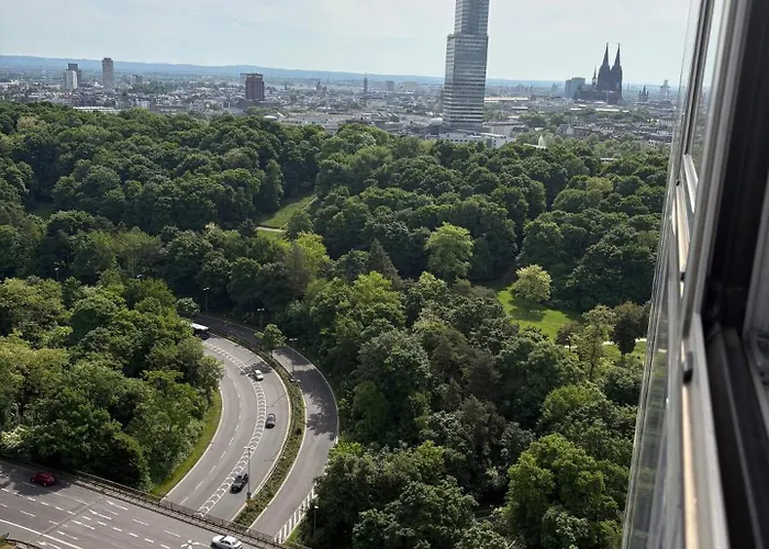 Apartamento Schoenes Mit Parkplatz & 24h Checkin 2 *