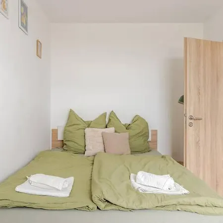 아파트 Schoenes Mit Parkplatz & 24h Checkin 2 쾰른